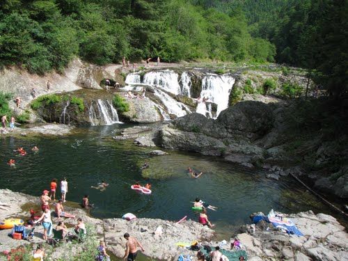 naked falls